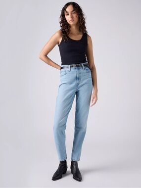 Levi's High Waisted Mom Jean